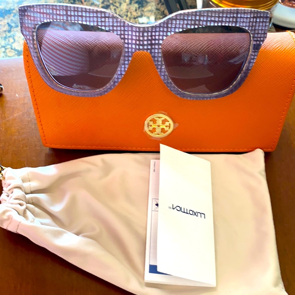 Tory Burch Raffia sunglasses 🕶TY 7120